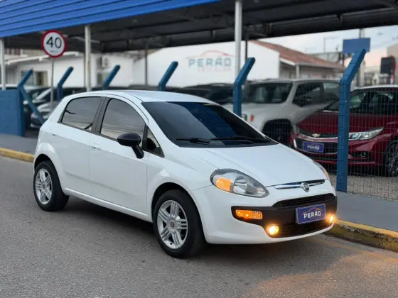 FIAT PUNTO 1.4 ATTRACTIVE 8V FLEX 4P MANUAL