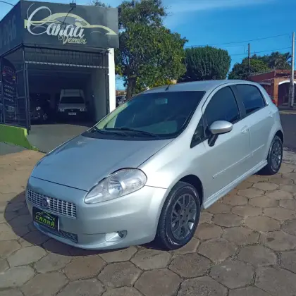 FIAT PUNTO 1.8 HLX 8V FLEX 4P MANUAL