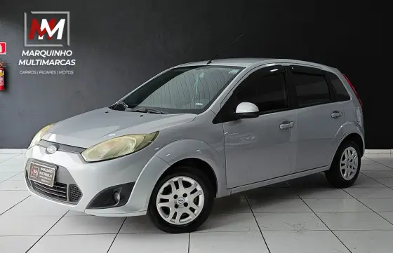 FORD FIESTA 1.6 ROCAM 8V FLEX 4P MANUAL FORD FIESTA 1.6 ROCAM 8V FLEX 4P MANUAL
