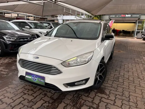 FORD FOCUS 2.0 TITANIUM FASTBACK 16V FLEX 4P POWERSHIFT