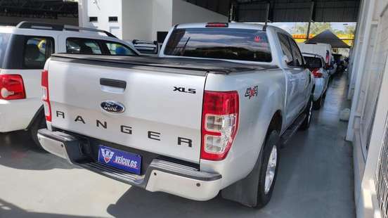 FORD-RANGER-2013