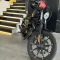 HARLEY-DAVIDSON SPORTSTER IRON 883 HARLEY-DAVIDSON SPORTSTER IRON 883