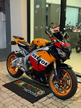 HONDA CBR 1000RR REPSOL HONDA CBR 1000RR REPSOL
