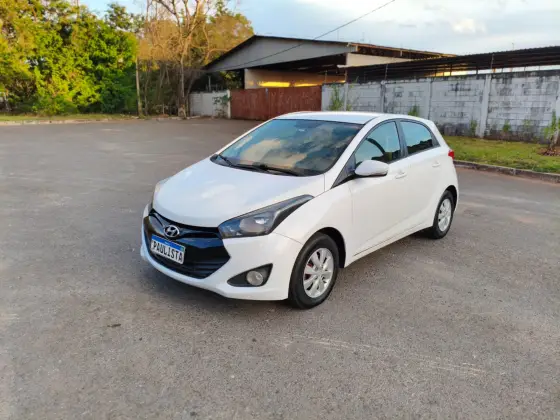 HYUNDAI HB20 1.6 COMFORT STYLE 16V FLEX 4P MANUAL HYUNDAI HB20 1.6 COMFORT STYLE 16V FLEX 4P MANUAL
