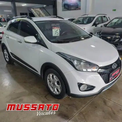 HYUNDAI HB20X 1.6 16V PREMIUM FLEX 4P AUTOMÁTICO HYUNDAI HB20X 1.6 16V PREMIUM FLEX 4P AUTOMÁTICO