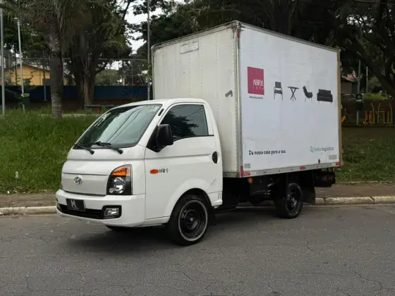 HYUNDAI HR 2.5 LONGO SEM CAÇAMBA 4X2 16V 130CV TURBO INTERCOOLER DIESEL 2P MANUAL