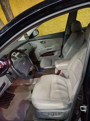 HYUNDAI-AZERA-2010