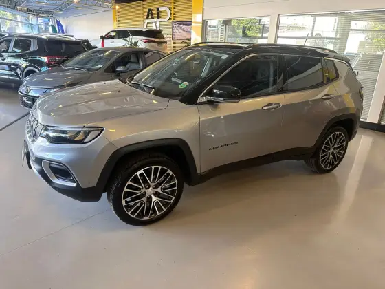 JEEP COMPASS 2.0 TD350 TURBO DIESEL LIMITED AT9 JEEP COMPASS 2.0 TD350 TURBO DIESEL LIMITED AT9