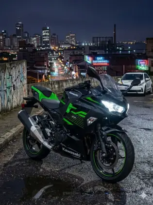 KAWASAKI NINJA 400 