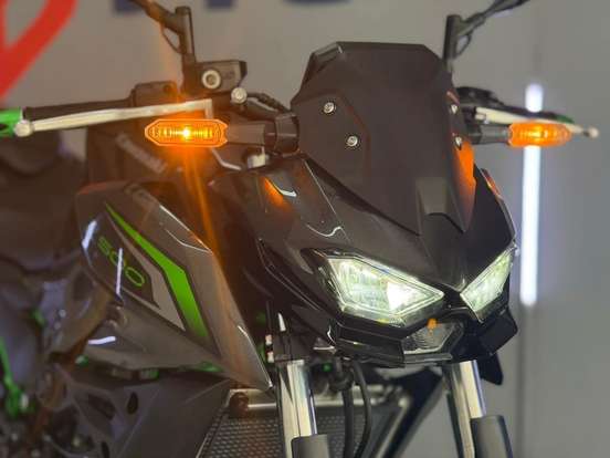 KAWASAKI-Z500 SE KAWASAKI-Z500 SE-2025