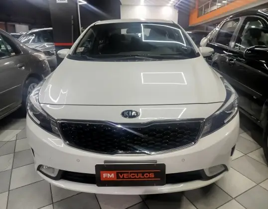 KIA CERATO 1.6 SX 16V FLEX 4P AUTOMÁTICO KIA CERATO 1.6 SX 16V FLEX 4P AUTOMÁTICO
