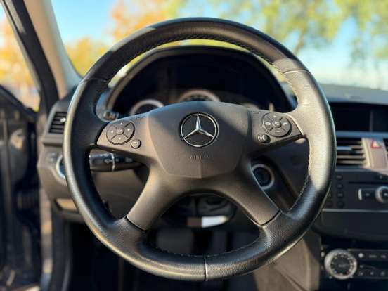 MERCEDES-BENZ-C 180-2011