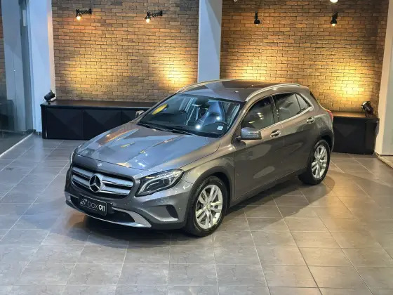 MERCEDES-BENZ GLA 200 1.6 CGI ADVANCE 16V TURBO GASOLINA 4P AUTOMÁTICO