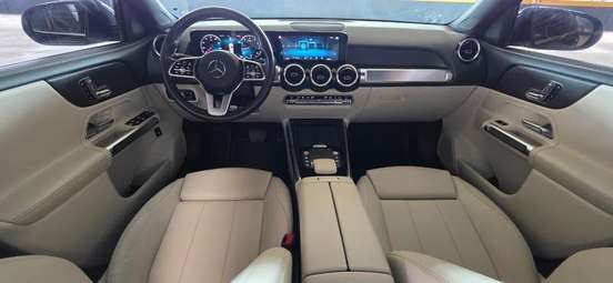 MERCEDES-BENZ-GLB 200-2021