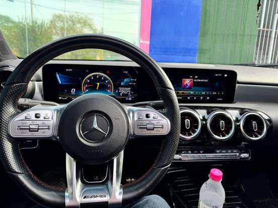 MERCEDES-BENZ-A 35 AMG-2020