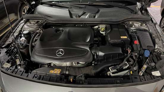MERCEDES-BENZ-GLA 200-1.6 CGI ADVANCE 16V TURBO FLEX 4P AUTOMÁTICO MERCEDES-BENZ-GLA 200-2015