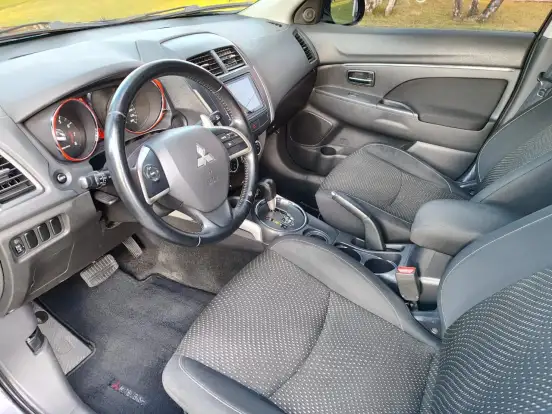 MITSUBISHI-ASX-2013