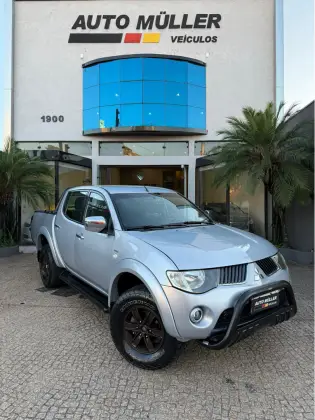 MITSUBISHI L200 2.5 GL 4X4 CD 8V TURBO DIESEL 4P MANUAL MITSUBISHI L200 2.5 GL 4X4 CD 8V TURBO DIESEL 4P MANUAL
