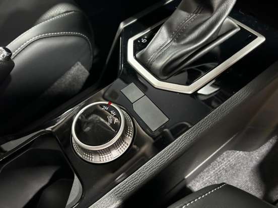 MITSUBISHI-TRITON-2026