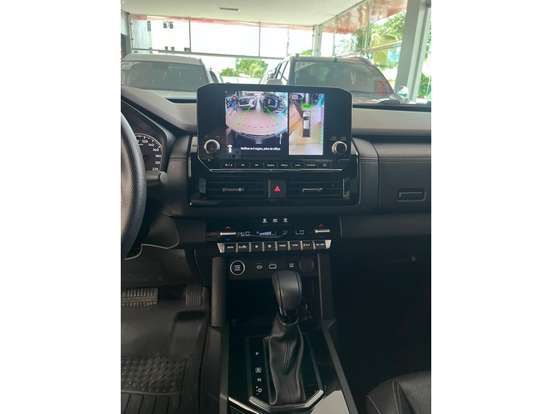 MITSUBISHI-TRITON-2025