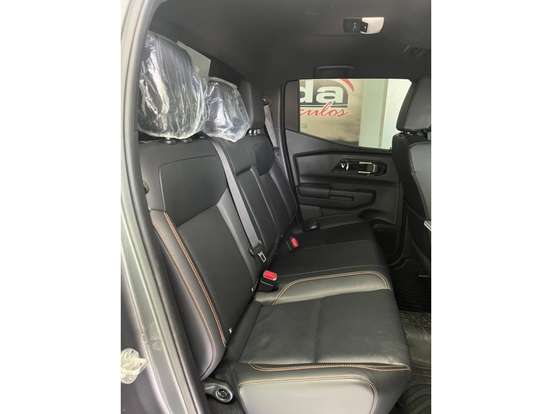 MITSUBISHI-TRITON-2.4 BITURBO DIESEL CD KATANA SR80 4X4 AUTOMÁTICO MITSUBISHI-TRITON-2025