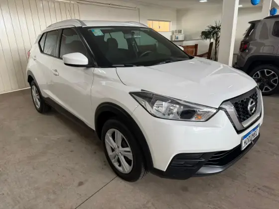 NISSAN KICKS 1.6 16V FLEXSTART S 4P XTRONIC NISSAN KICKS 1.6 16V FLEXSTART S 4P XTRONIC