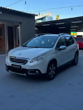 PEUGEOT 2008 1.6 16V THP FLEX GRIFFE 4P MANUAL PEUGEOT 2008 1.6 16V THP FLEX GRIFFE 4P MANUAL