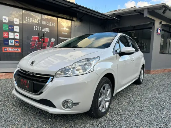 PEUGEOT 208 1.5 ALLURE 8V FLEX 4P MANUAL PEUGEOT 208 1.5 ALLURE 8V FLEX 4P MANUAL