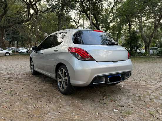 PEUGEOT-308-2016