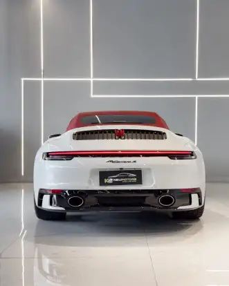 PORSCHE-911-2023
