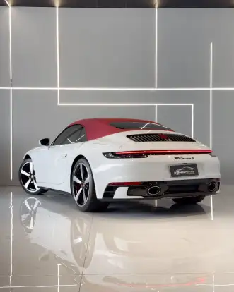 PORSCHE-911-2023