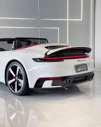 PORSCHE-911-2023