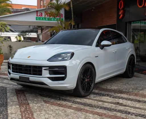 PORSCHE CAYENNE 3.0 V6 E-HYBRID COUPÉ AWD TIPTRONIC S PORSCHE CAYENNE 3.0 V6 E-HYBRID COUPÉ AWD TIPTRONIC S