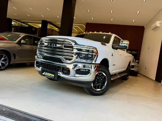 RAM 2500 6.7 I6 TURBO DIESEL LARAMIE CD 4X4 AUTOMÁTICO