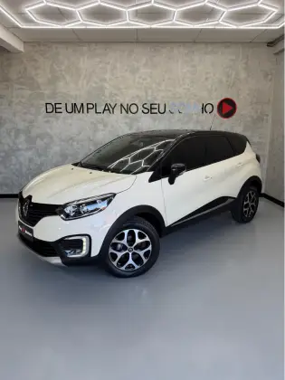 RENAULT CAPTUR 1.6 16V SCE FLEX INTENSE X-TRONIC RENAULT CAPTUR 1.6 16V SCE FLEX INTENSE X-TRONIC