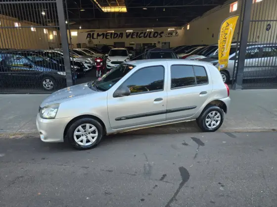 RENAULT CLIO 1.0 EXPRESSION 16V FLEX 4P MANUAL