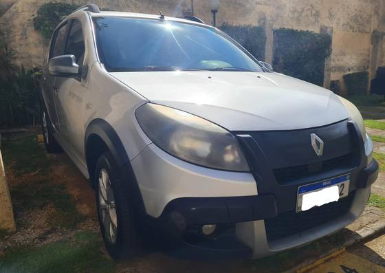 RENAULT SANDERO 1.6 STEPWAY 16V FLEX 4P AUTOMÁTICO