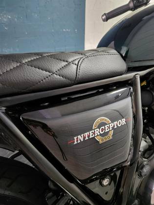 ROYAL ENFIELD INTERCEPTOR 
