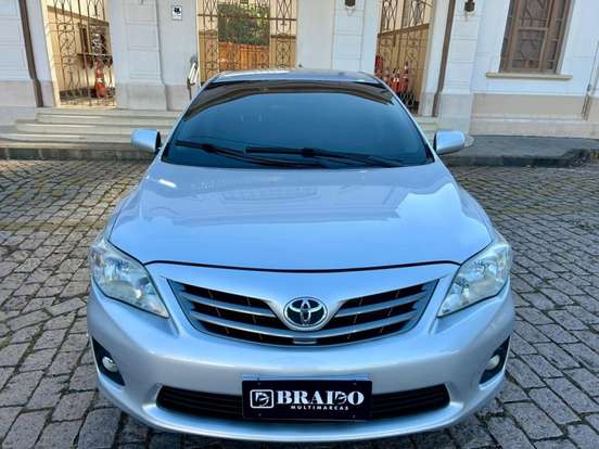 TOYOTA-COROLLA-2012