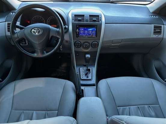TOYOTA-COROLLA-1.8 XLI 16V FLEX 4P AUTOMÁTICO TOYOTA-COROLLA-2012