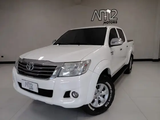 TOYOTA HILUX 2.7 SRV 4X4 CD 16V FLEX 4P AUTOMÁTICO TOYOTA HILUX 2.7 SRV 4X4 CD 16V FLEX 4P AUTOMÁTICO