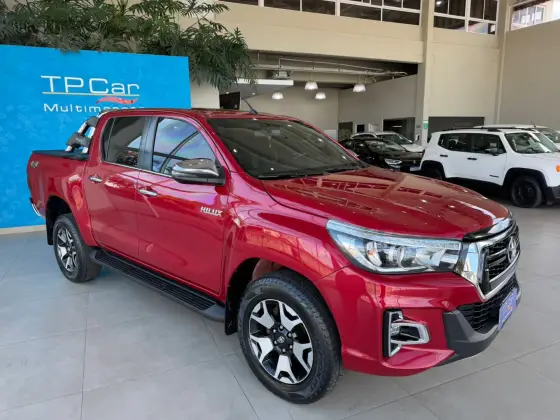 TOYOTA HILUX 2.8 SRX 4X4 CD 16V DIESEL 4P AUTOMÁTICO