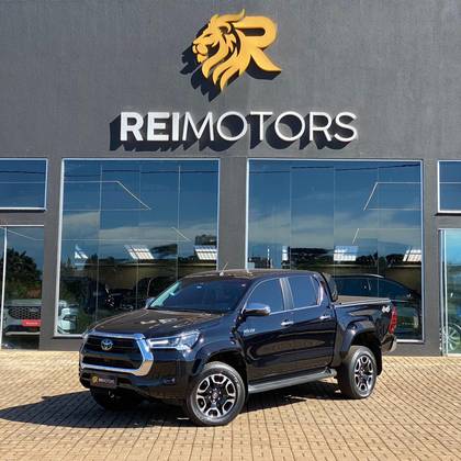 TOYOTA HILUX 2.8 D-4D TURBO DIESEL CD SRX 4X4 AUTOMÁTICO