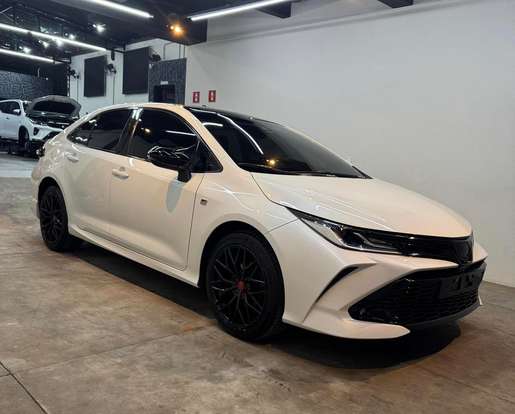 TOYOTA-COROLLA-2023