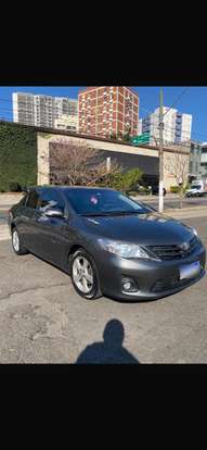 TOYOTA-COROLLA-2011