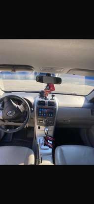 TOYOTA-COROLLA-2011
