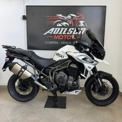 TRIUMPH TIGER 1200 XCX TRIUMPH TIGER 1200 XCX
