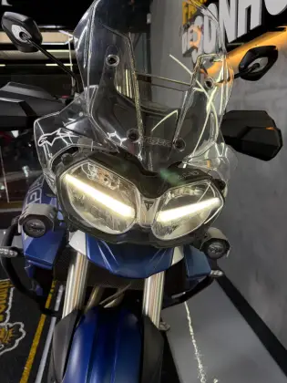 TRIUMPH TIGER 800 XCA 