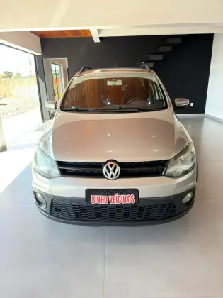 VOLKSWAGEN CROSSFOX 1.6 MI FLEX 8V 4P AUTOMATIZADO VOLKSWAGEN CROSSFOX 1.6 MI FLEX 8V 4P AUTOMATIZADO