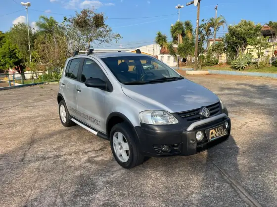 VOLKSWAGEN CROSSFOX 1.6 MI FLEX 8V 4P MANUAL VOLKSWAGEN CROSSFOX 1.6 MI FLEX 8V 4P MANUAL